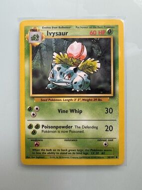 Ivysaur Vintage Pokemon Card